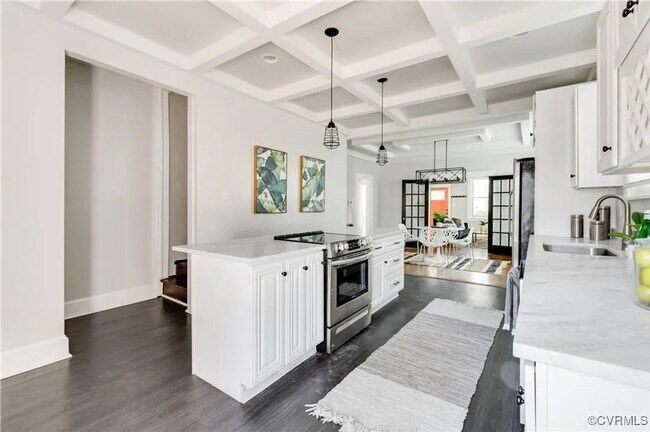 Building Photo - Beautiful Brookland Park Bungalow