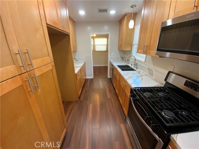 Building Photo - 745 W E St