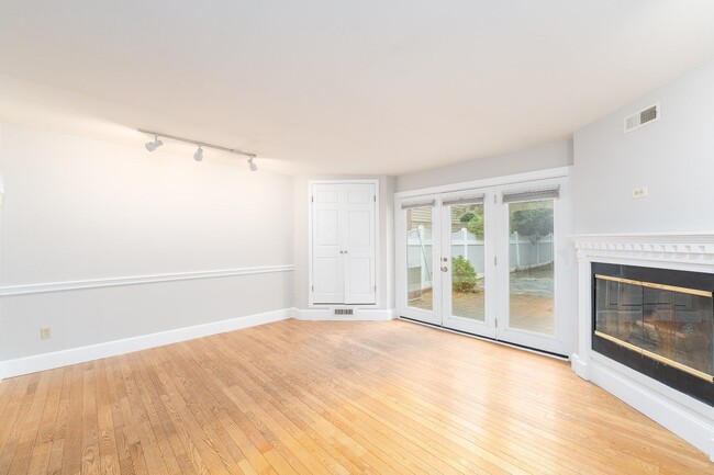 Building Photo - 3418 O'Donnell St