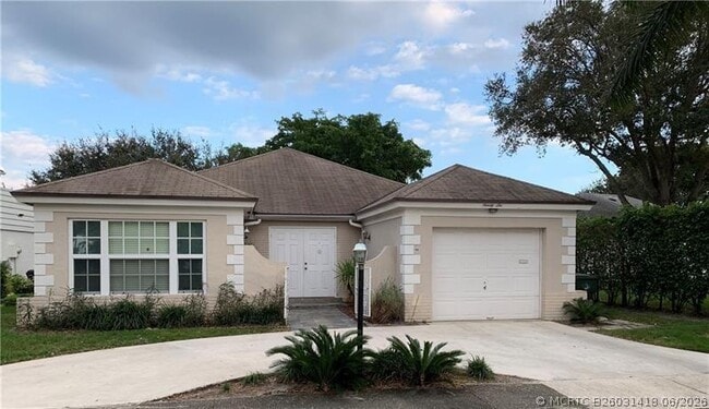 Building Photo - 96 Del Rio Blvd