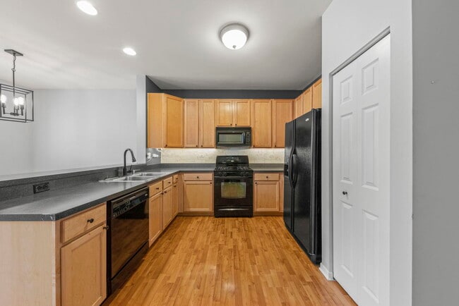 Building Photo - 129 Springbrook Trail S