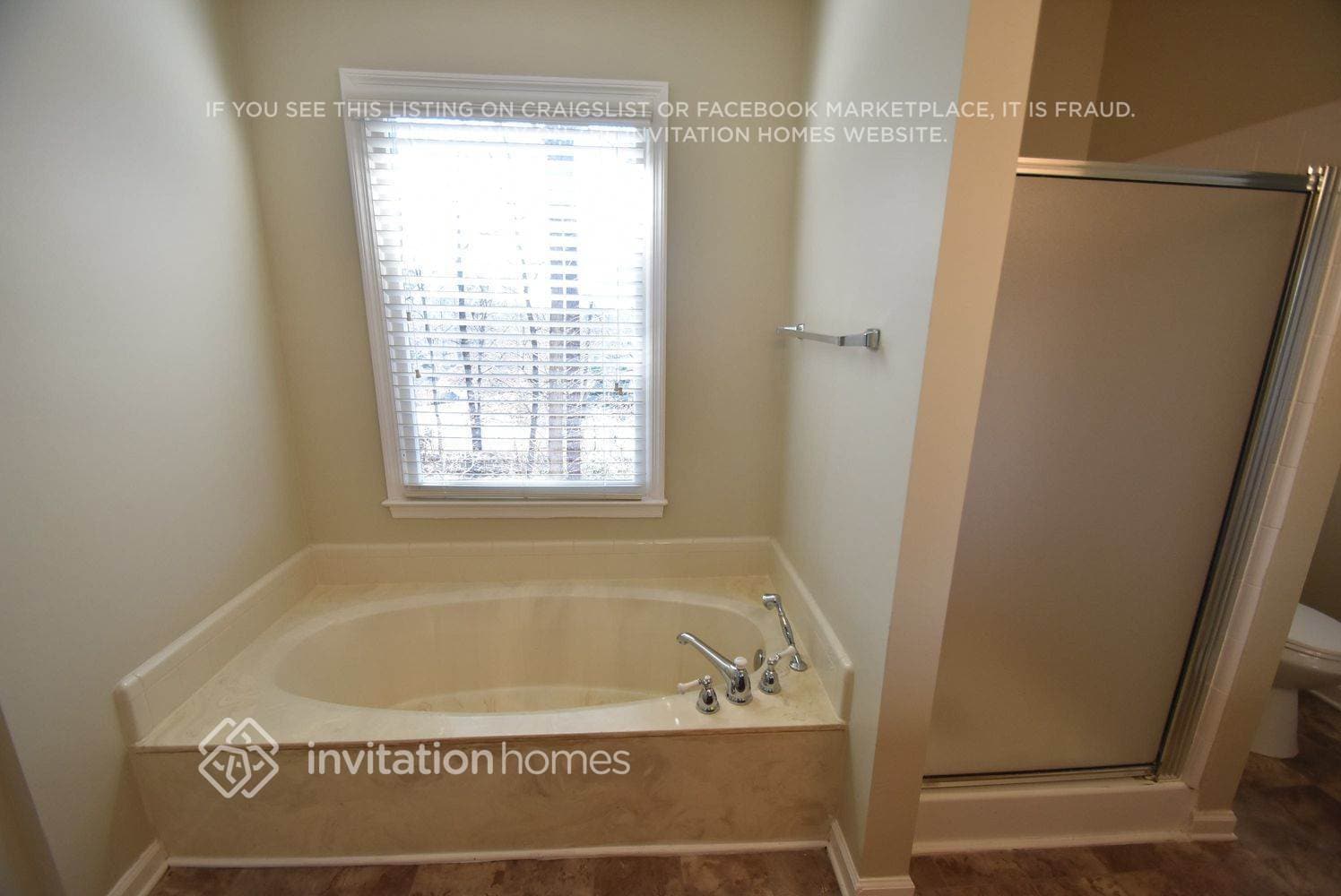 Building Photo - 1266 Clairmont Ct