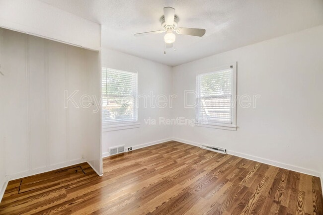 Building Photo - 1220 Upham St