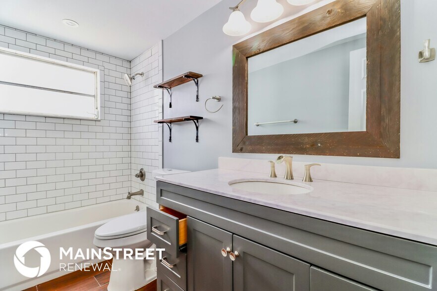 Building Photo - 3730 Sablewood Dr