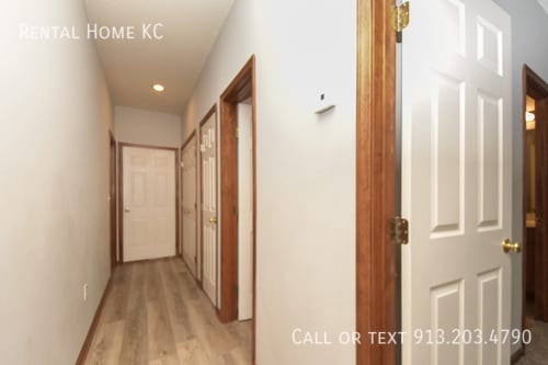 Building Photo - 23520 W 73rd Terrace