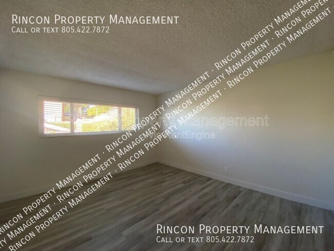 Building Photo - 555 Skyline Rd