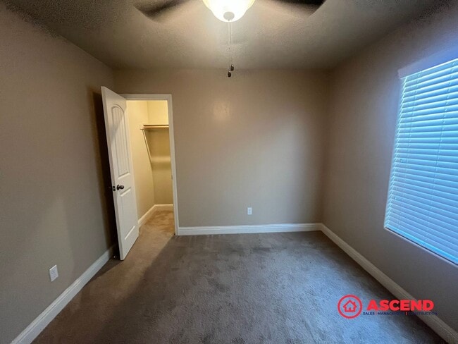 Building Photo - Gorgeous Home in Gossamer Grove!