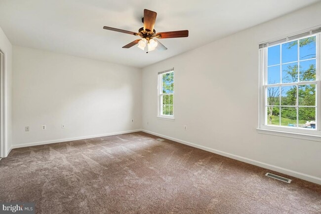 Building Photo - 3908 Ferrara Dr