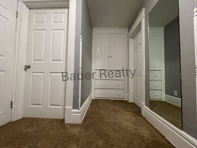Building Photo - Large Four Bedroom Home