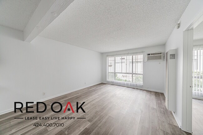 Building Photo - 21315 Roscoe Blvd