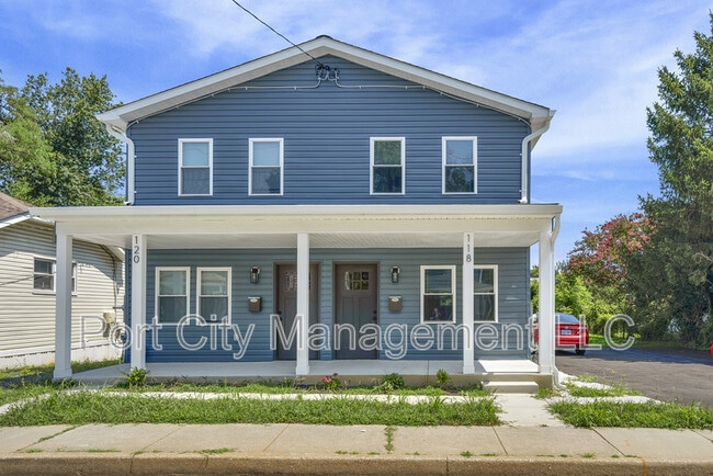 Primary Photo - 118 Winters Ln