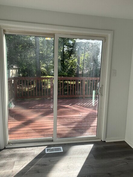Building Photo - 6530 Watchspring Ct