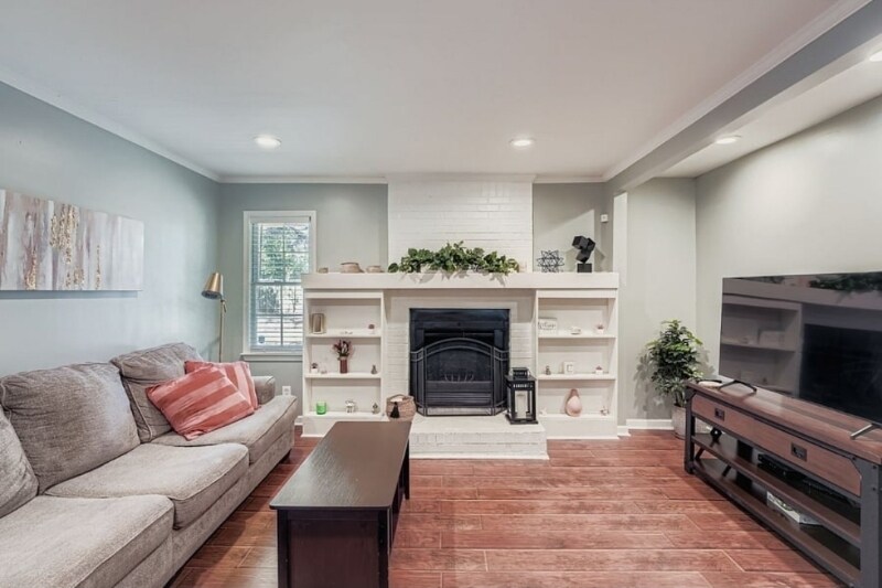 Building Photo - 2116 Trailwood Rd