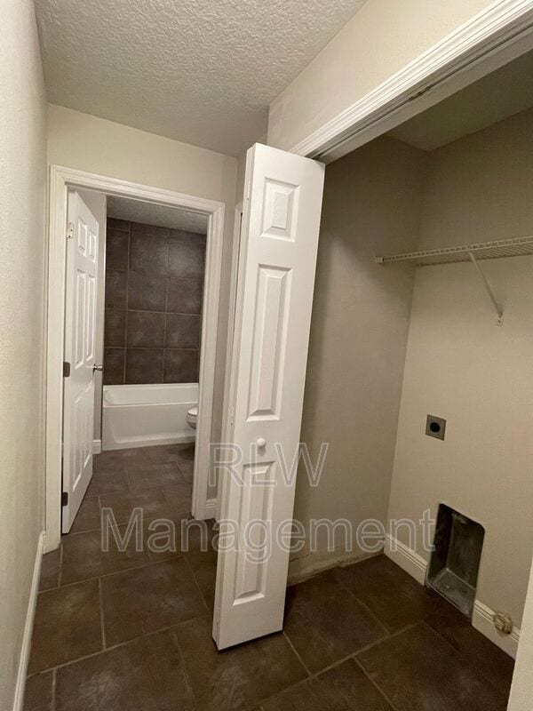 Building Photo - 528 Citrus Ave