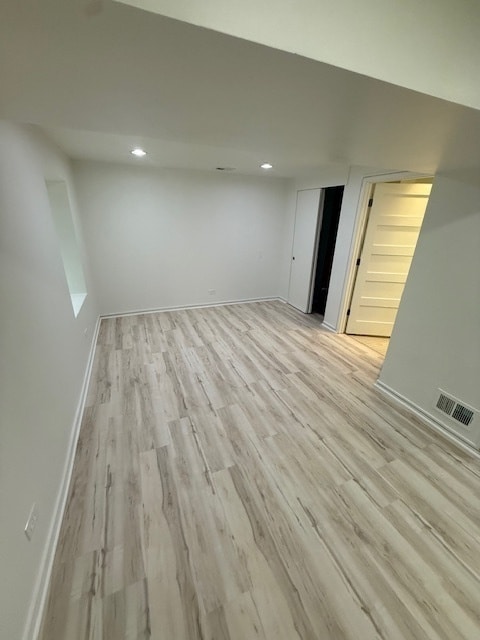 Building Photo - 4946 N Harding Ave