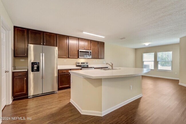 Building Photo - 11168 Watkins Ct