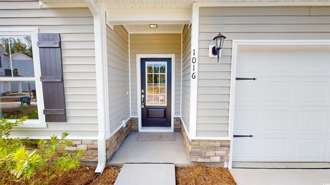 Building Photo - 1020 Moen Lp