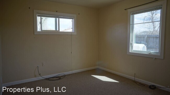 Building Photo - 2 br, 1 bath House - 572 S Stuart St
