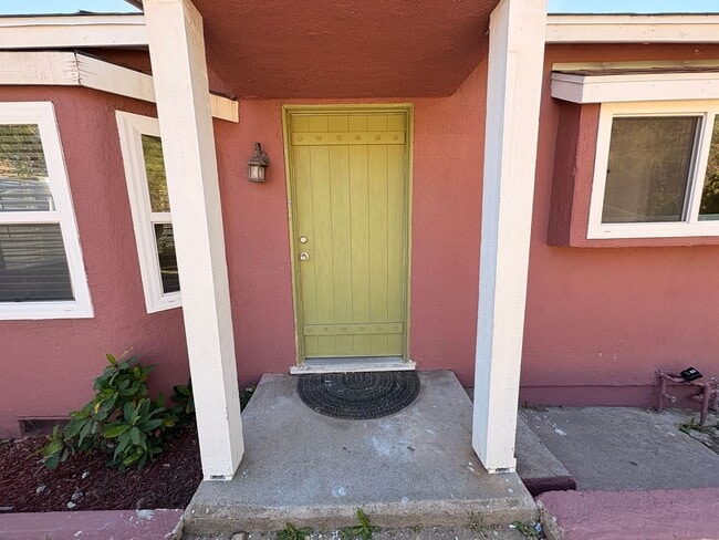 Building Photo - 15635 Curtis Ave