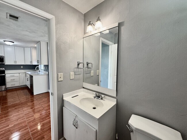 Building Photo - Available NOW! Unique Home in Wesleyan Cha...