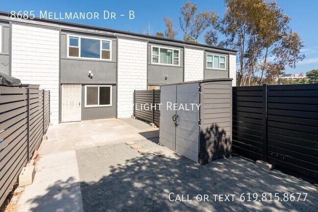 Building Photo - 8685 Mellmanor Dr