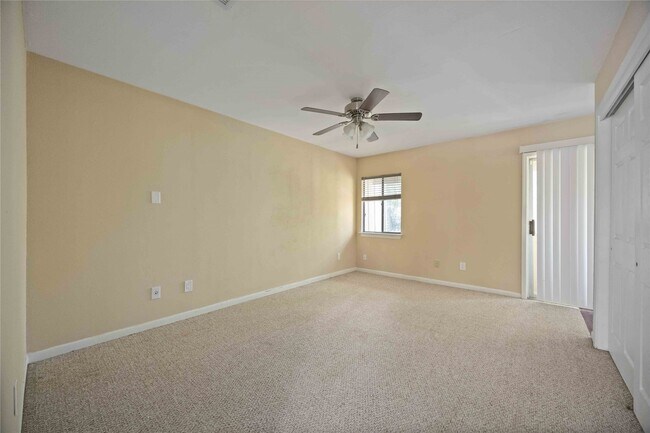 Building Photo - 2325 W Settler's Way