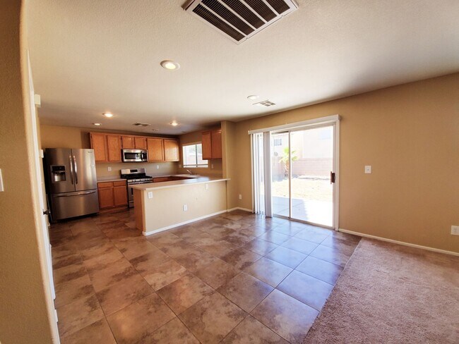 Building Photo - ACCEPTS SECTION 8 - BEAUTIFUL MUST SEE 3BD/2BA IN SOUTHWEST