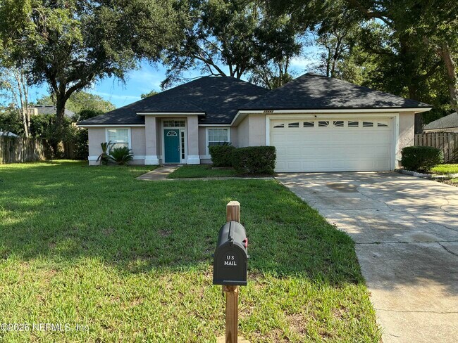 Building Photo - 12443 White Feather Dr