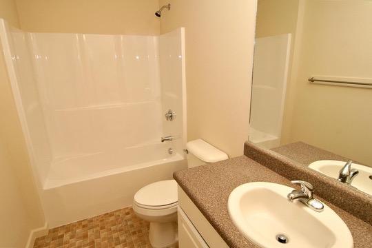 Building Photo - 3212 Brookside Dr