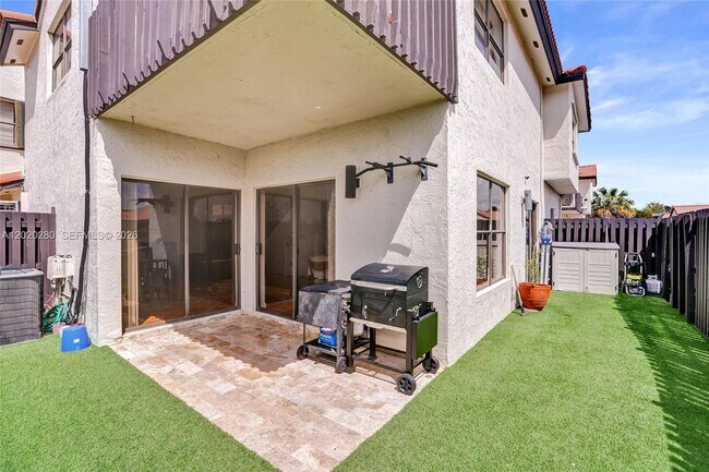 Building Photo - 15292 SW 46th Ln