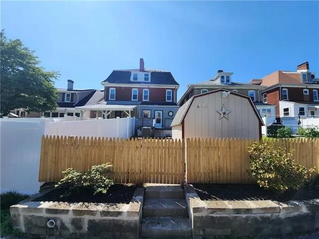 Building Photo - 944 S 24th St