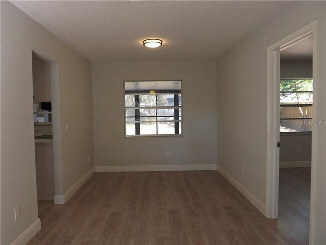 Building Photo - 5515 Albert Dr