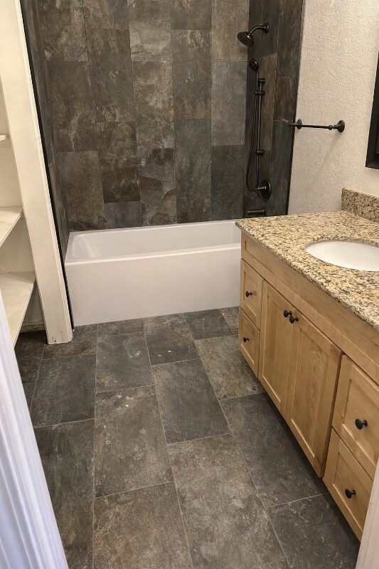 Building Photo - 5200 Roseana Ct