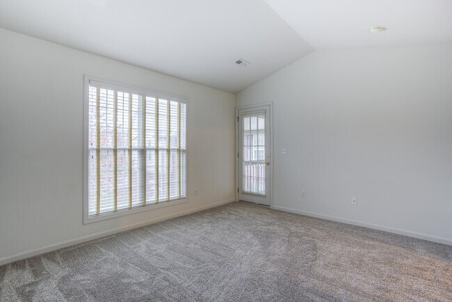 Building Photo - 28471 Carlton Way Dr