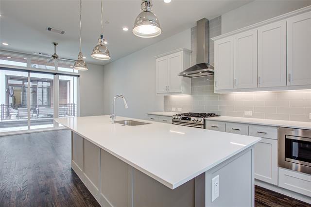 Building Photo - 2180 Bennett Ave