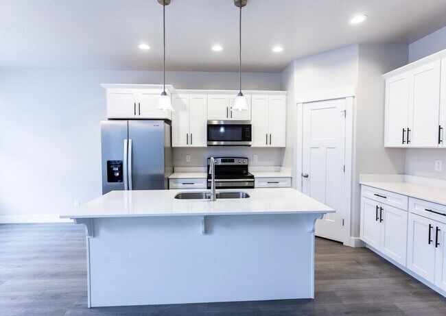 Building Photo - 3856 W 1650 N