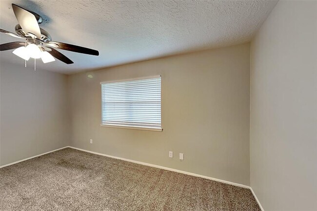 Building Photo - 9434 Chartermoss Cir