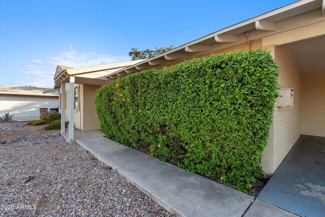 Building Photo - 2548 N 68th Pl