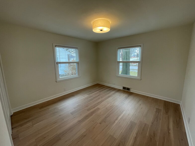 Building Photo - 9212 W Michigan St