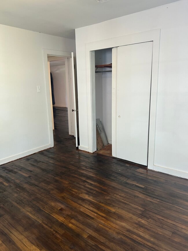 Building Photo - 1722 Terrace Dr