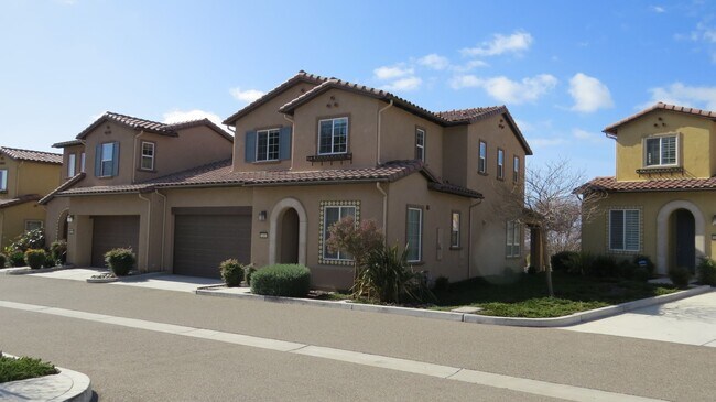 Building Photo - Trilogy Monarch Dunes