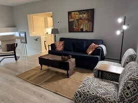 Building Photo - 1131 Lincoln Ave