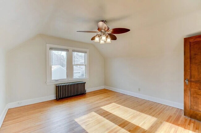 Building Photo - 1164 Randolph Ave