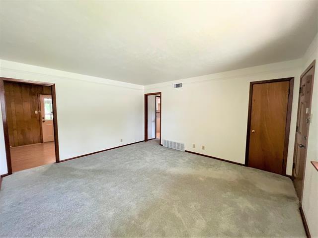 Building Photo - 6753 Briley Dr