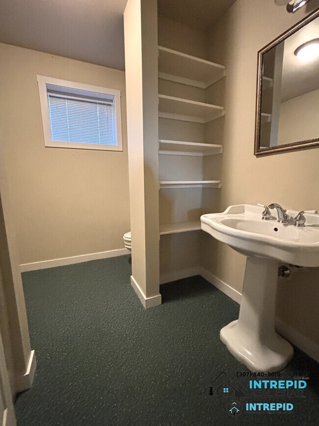 Building Photo - 116 Buckaroo Cir