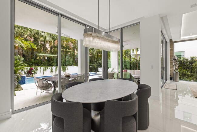 Building Photo - 402 Ocean One Ln