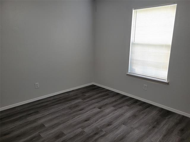 Building Photo - 2450 Meadowgate Ln