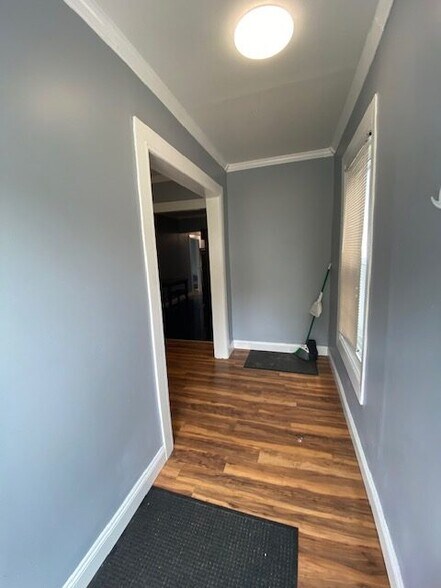 Building Photo - 229 Ashworth Pl