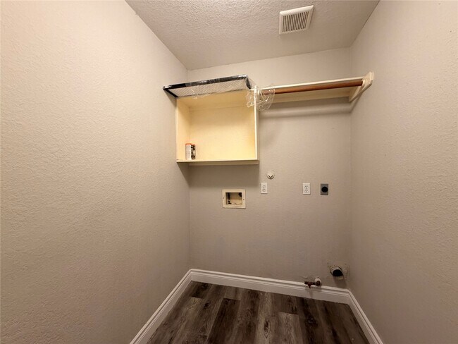 Building Photo - 5011 Wood Duck Ct