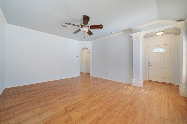 Building Photo - 2317 White Star Dr